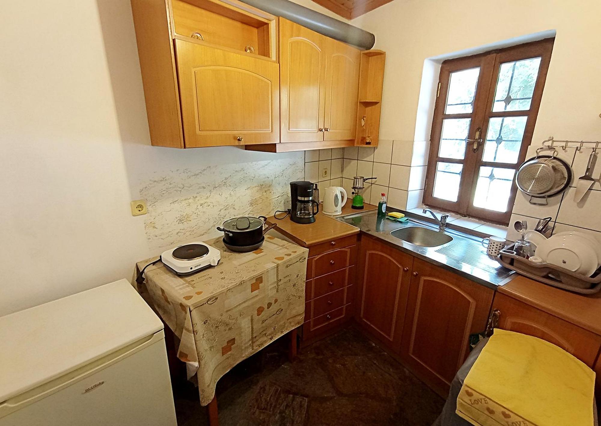 Aloni Guesthouse Ano Pedina Room photo